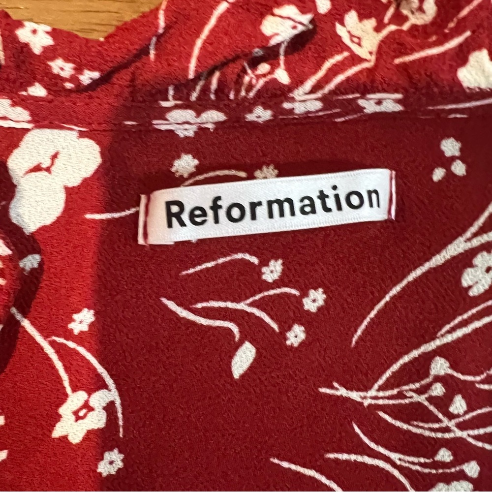 Reformation Caprice Floral Wrap Top in Bryce size XS - Picture 7 of 11